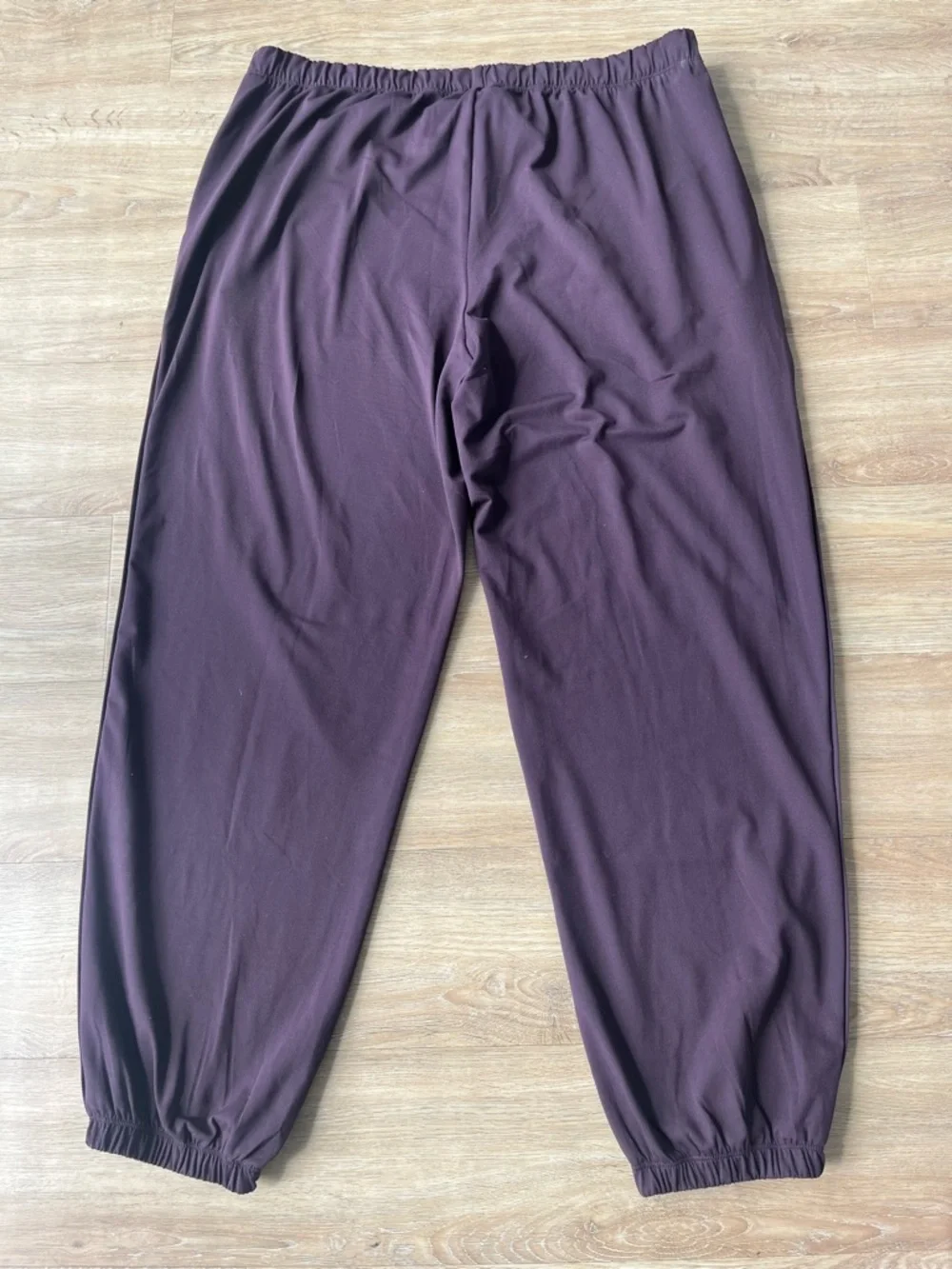 Vuori Halo Modern Sweatpants Plum Raisin DreamKnit Jogger Lounge Athleisure XL